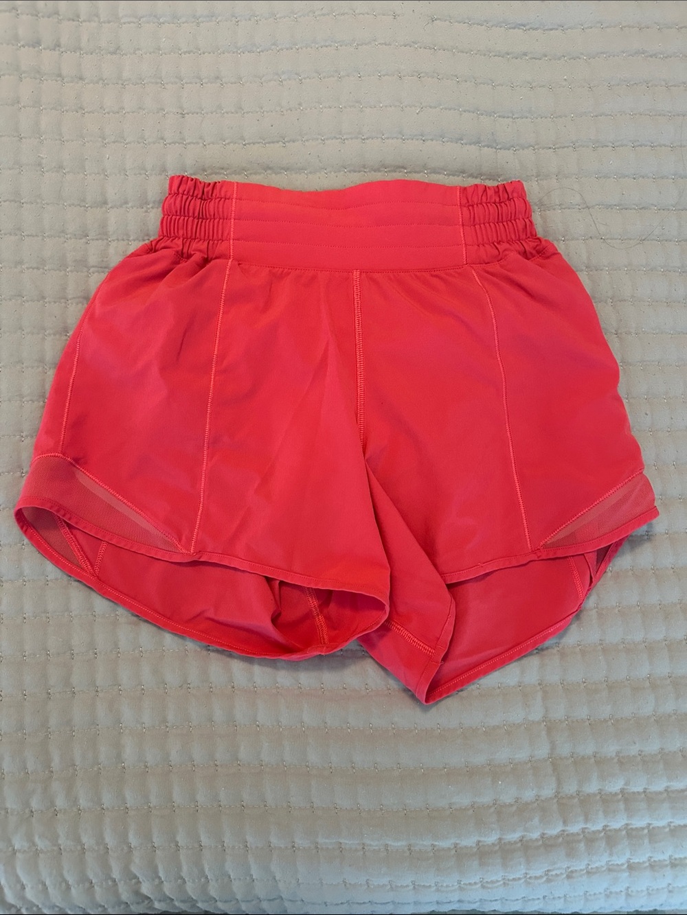 Lululemon  Coral Pink  Hotty Hot Athletic Shorts